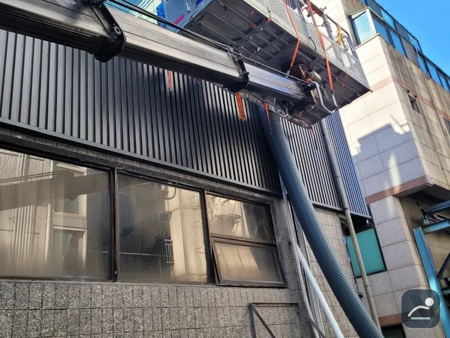 울산 스카이차 간판 설치·철거 현장